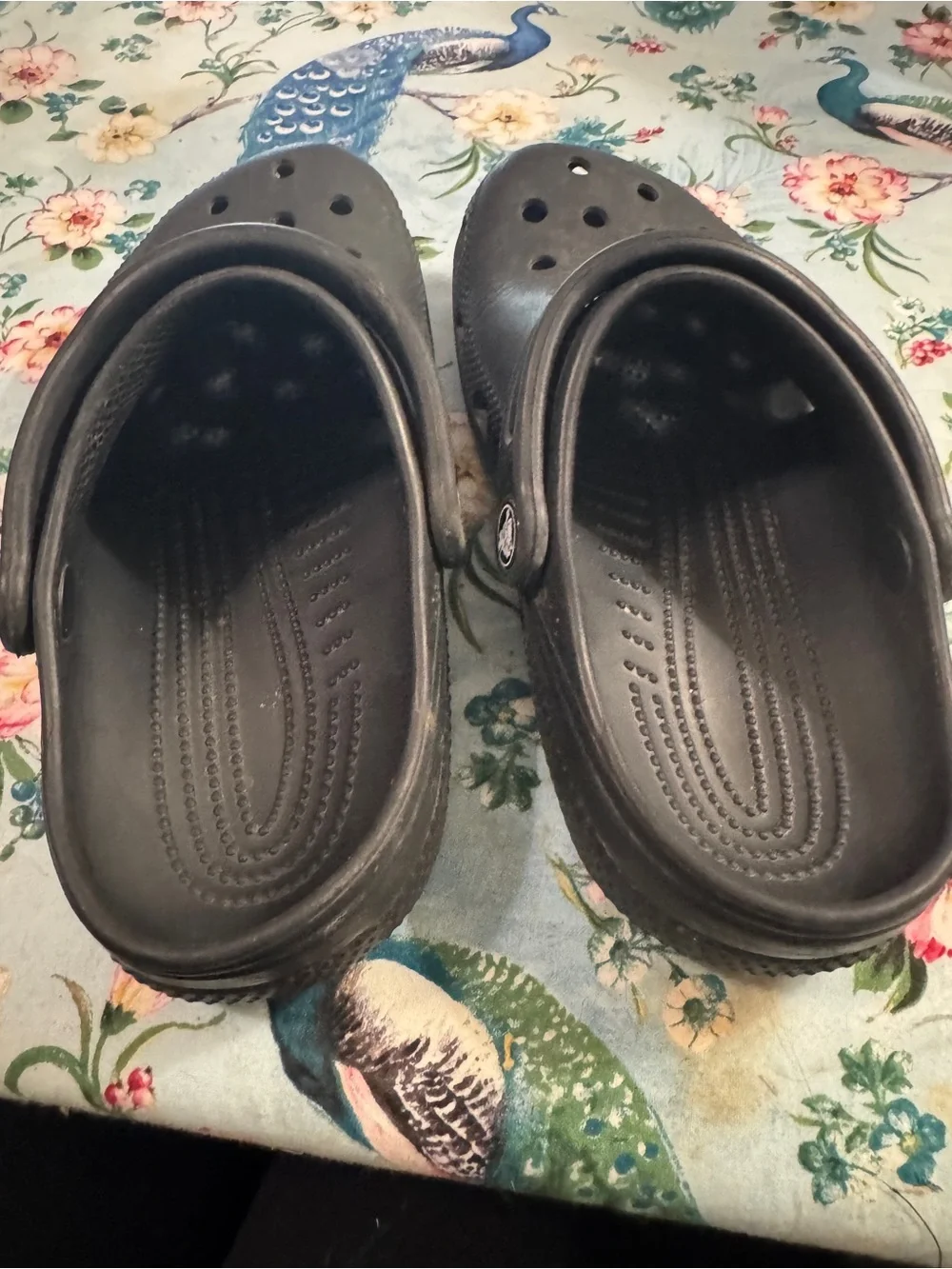CROCS Kids Black Clog with Pink Charm